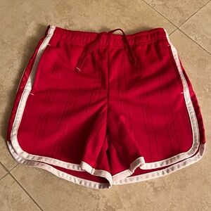 NWT 🏷️ OLD NAVY BOYS ATHLETIC RED SHORTS SIZE 4